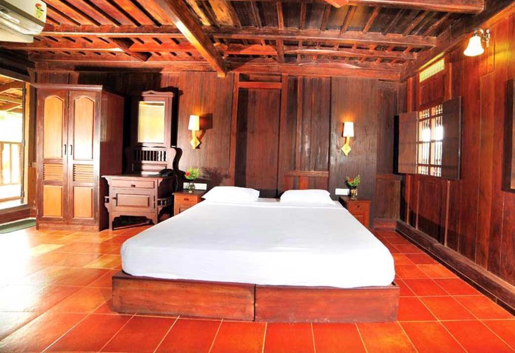 Kumarakom Heritage Resort Kottayam Exteriör bild