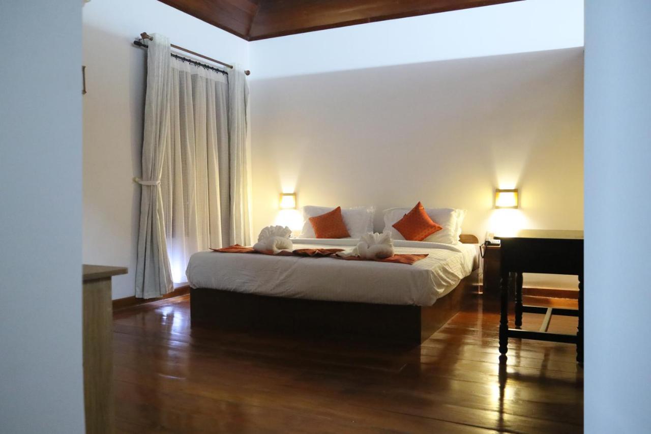 Kumarakom Heritage Resort Kottayam Exteriör bild
